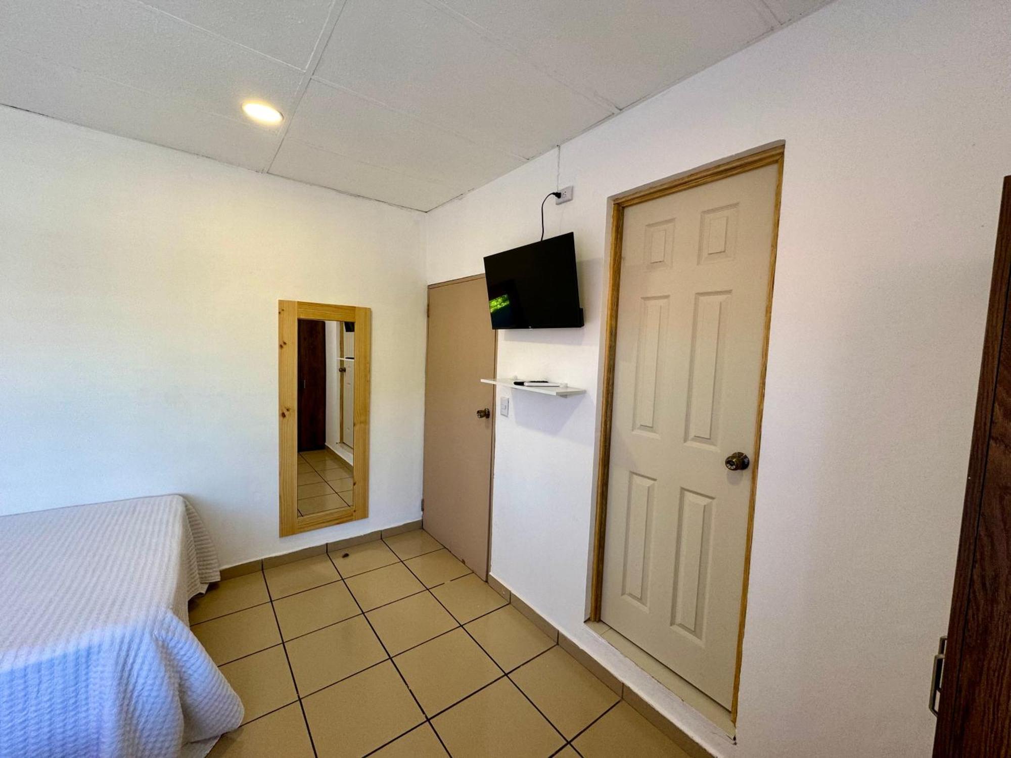 Casa Serena B&B Santa Tecla Екстериор снимка